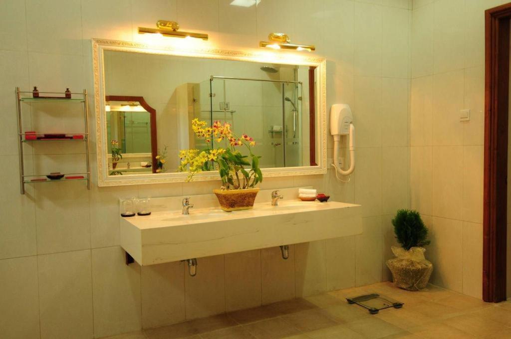 Myat Taw Win Hotel Naypyidaw Eksteriør bilde