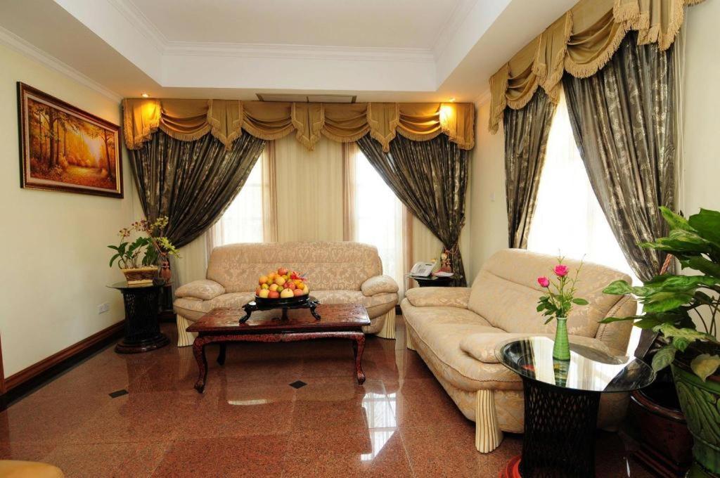 Myat Taw Win Hotel Naypyidaw Eksteriør bilde