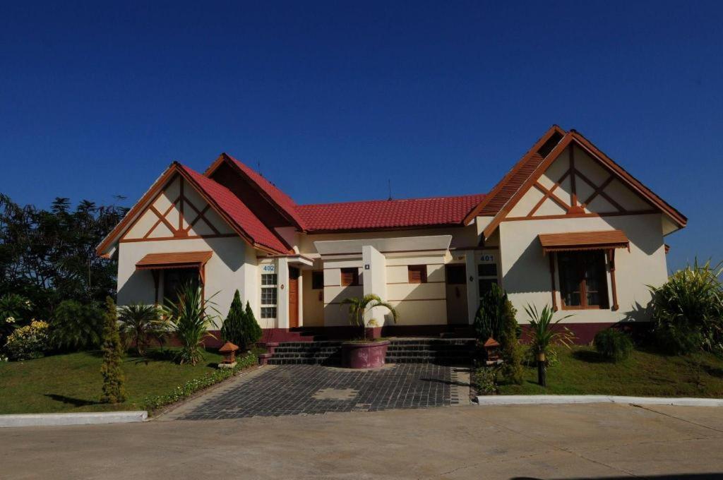 Myat Taw Win Hotel Naypyidaw Eksteriør bilde