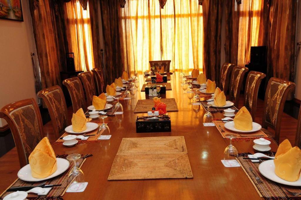 Myat Taw Win Hotel Naypyidaw Eksteriør bilde