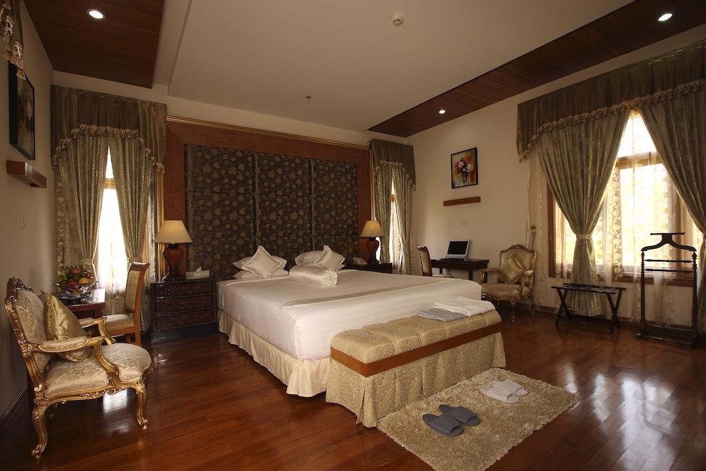 Myat Taw Win Hotel Naypyidaw Eksteriør bilde